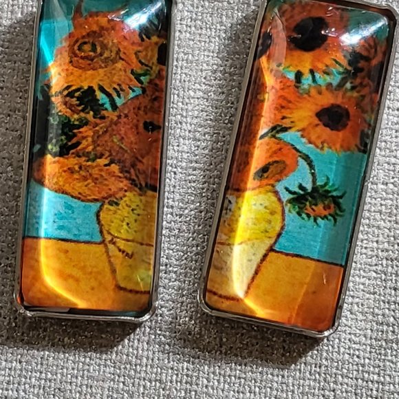 Van Gogh Painting Inspired Earrings - "Stary Night" and "Sunflower" earrings - Picture 4 of 6